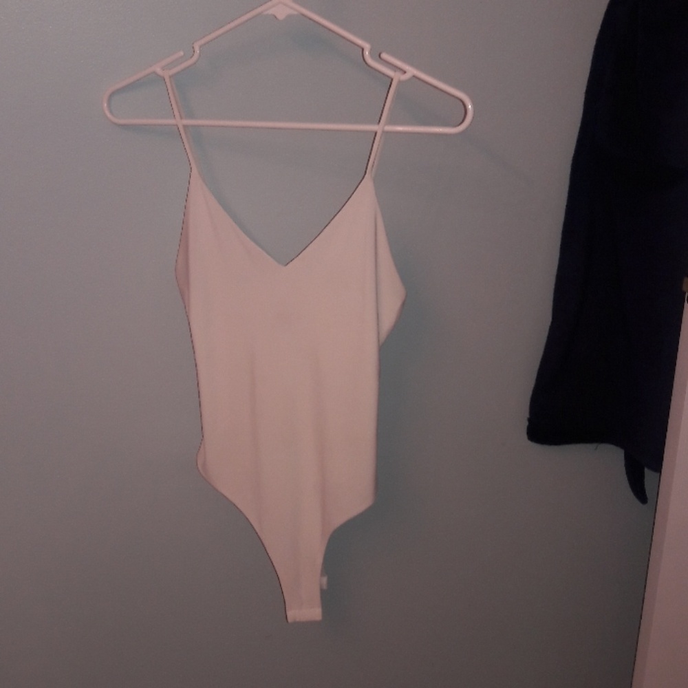 White tank body suite